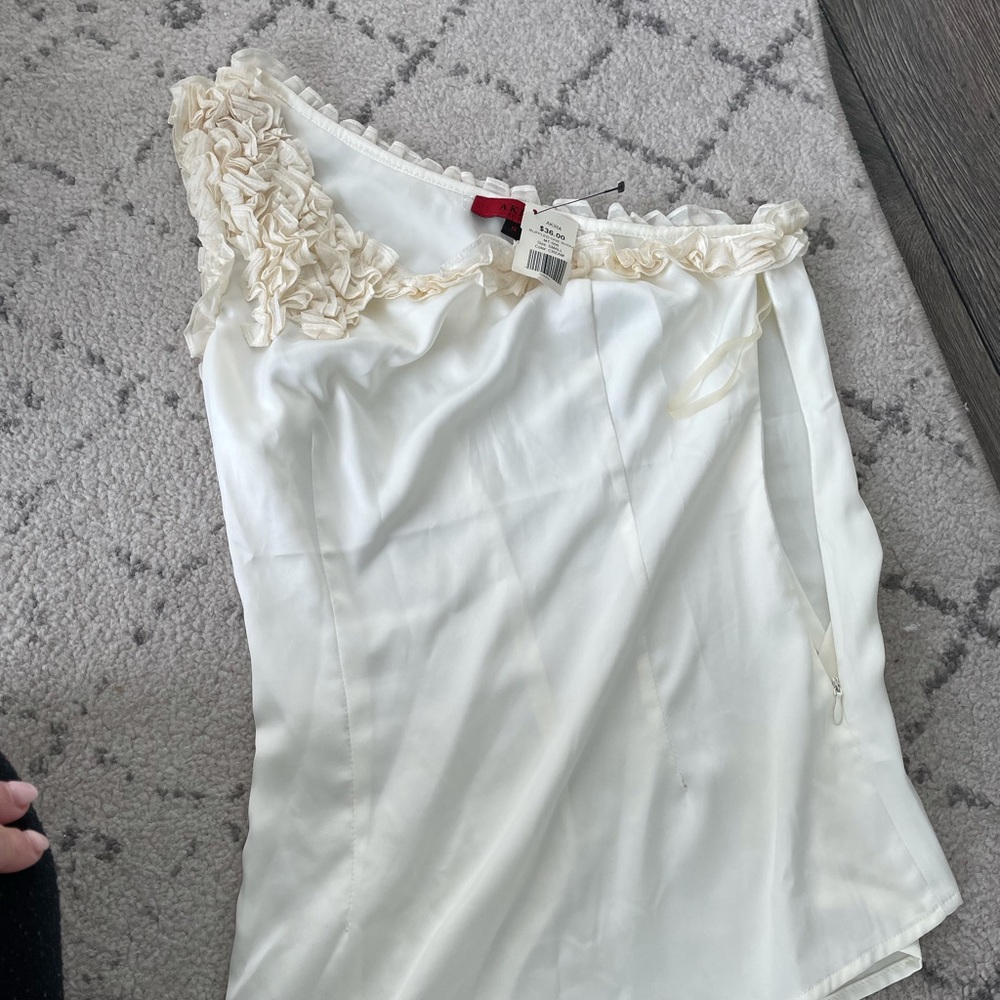 White off the shoulder tank